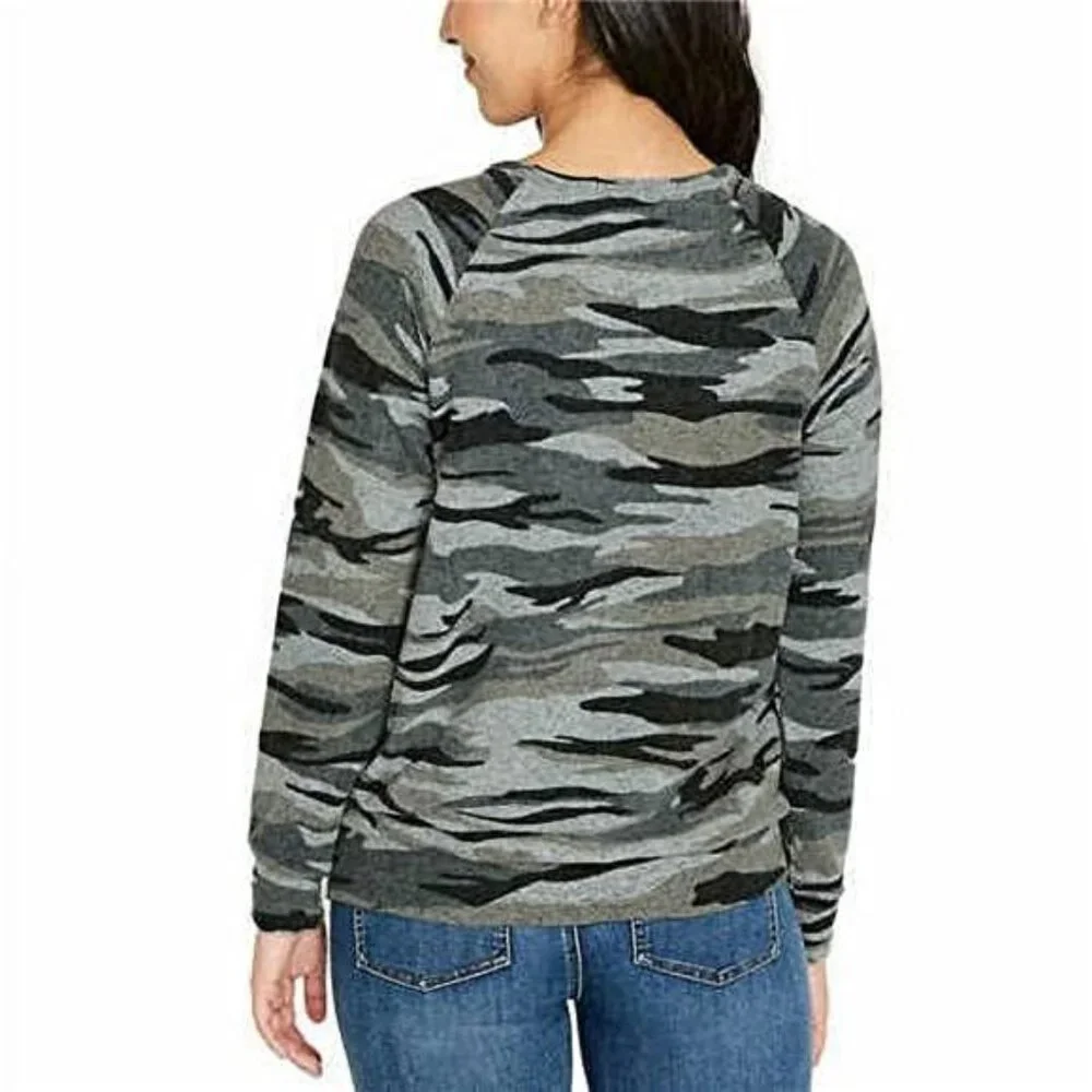 Buffalo Jeans Women's Printed Cozy Streetwear Top (Heather Gray Camo, Medium) - Picture 2 of 3